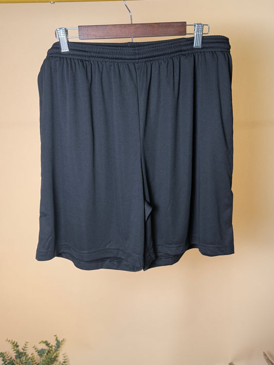Essential Pocket Short